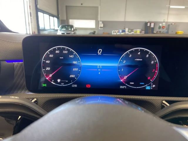 Mercedes-Benz CLA 180 CLA