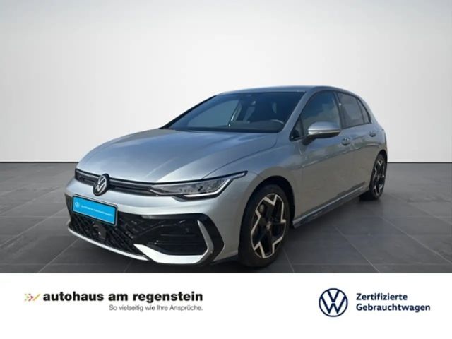 Volkswagen Golf 1.5 eTSI Golf VIII R-Line