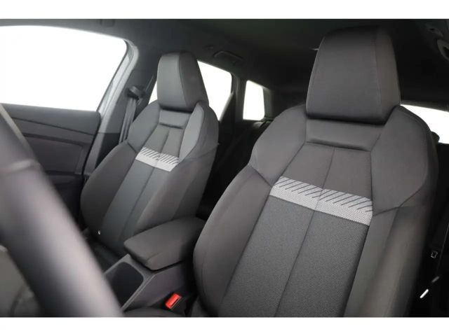 Audi Q4 e-tron 45 AHK/Wärmepump/NAV/el.Heckklappe/20''