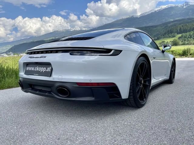 Porsche 911 Carrera Coupé GTS