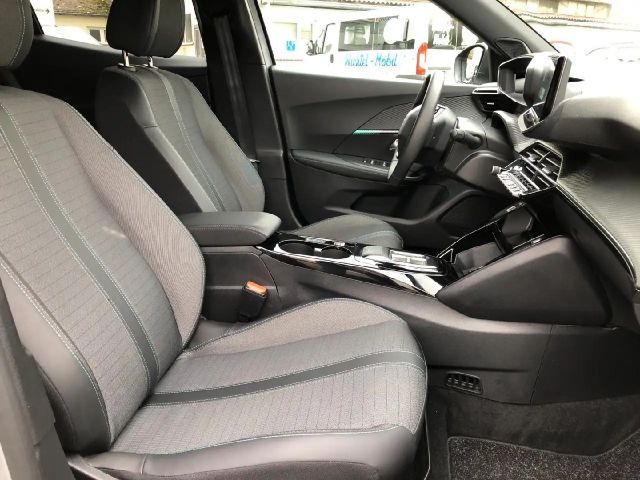 Peugeot E-2008 Allure Pack