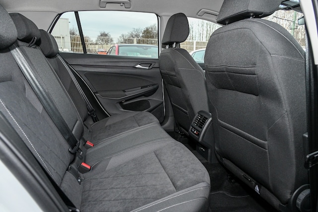 Volkswagen Golf 2.0 TSI DSG Golf VIII Style