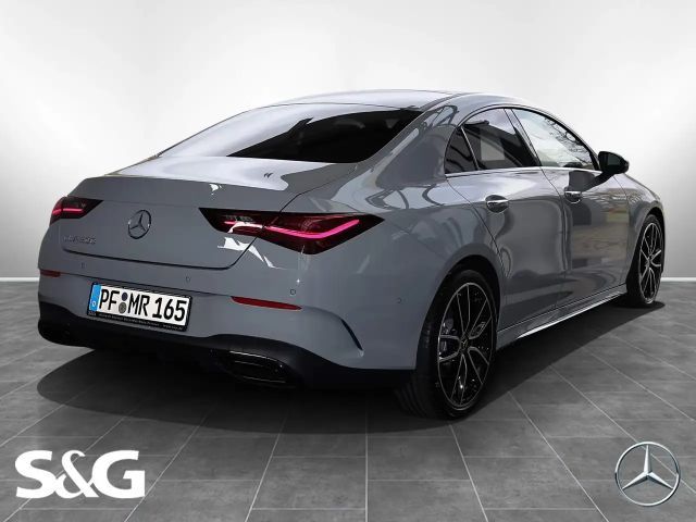 Mercedes-Benz CLA 200 AMG Line Coupé