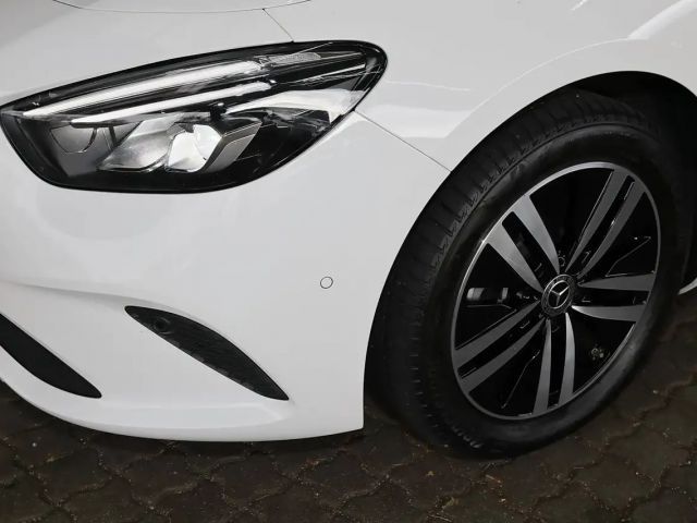 Mercedes-Benz B 250 B 250 e