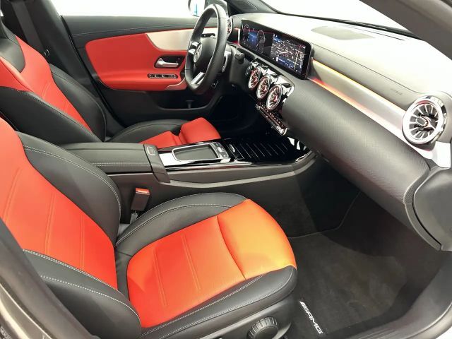 Mercedes-Benz CLA 200 CLA 200 d Shooting Brake