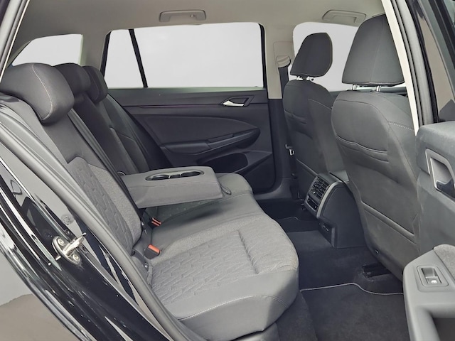 Volkswagen Golf 1.5 eTSI Life Variant