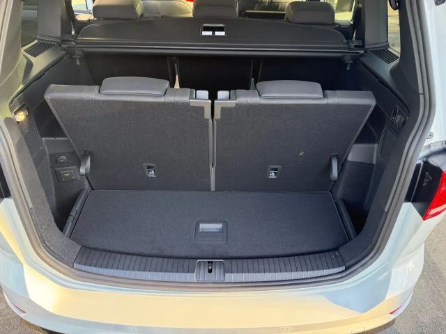 Volkswagen Touran DSG R-Line