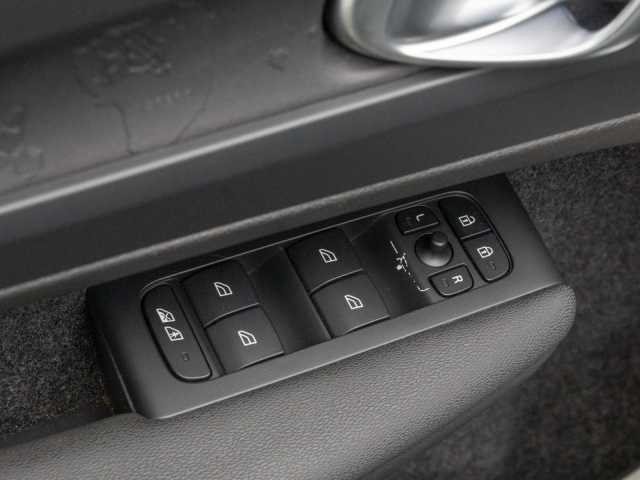 Volvo C40 AWD Plus Recharge