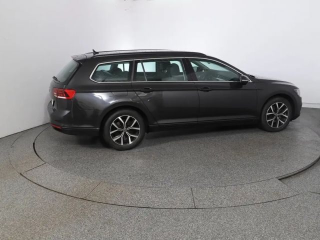 Volkswagen Passat Business Variant