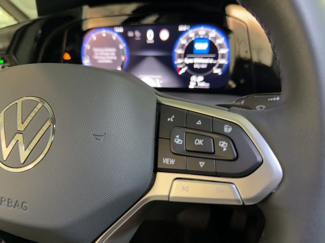 Volkswagen Golf 1.5 eTSI DSG Golf VIII Life