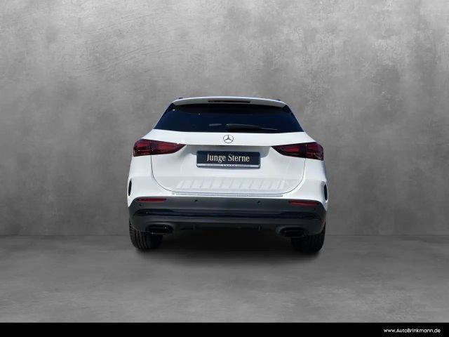 Mercedes-Benz GLA 200 AMG Line