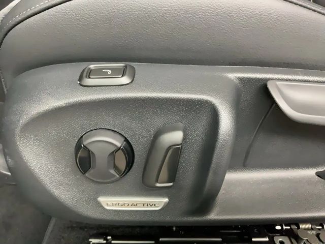 Volkswagen Passat 2.0 TDI Business DSG