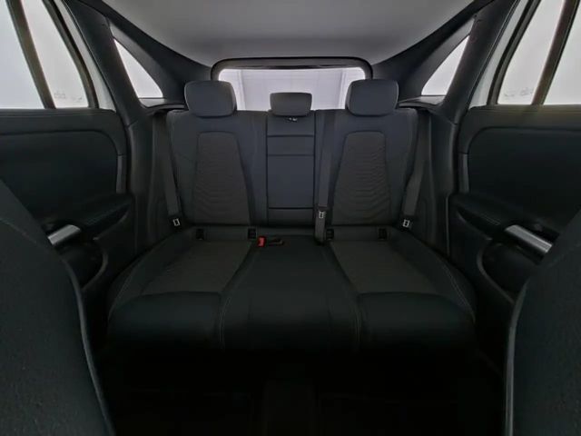 Mercedes-Benz EQA 300 Advanced