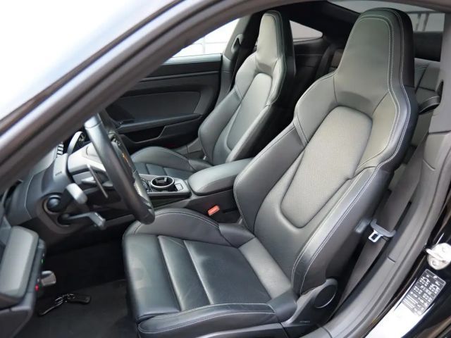 Porsche 992 4 Carrera GTS