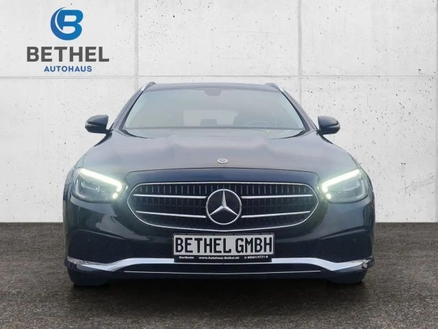 Mercedes-Benz E 220 AVANTGARDE E 220 d Estate