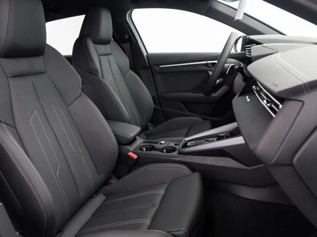 Audi A3 40 TFSI Hybride S-Tronic Sedan