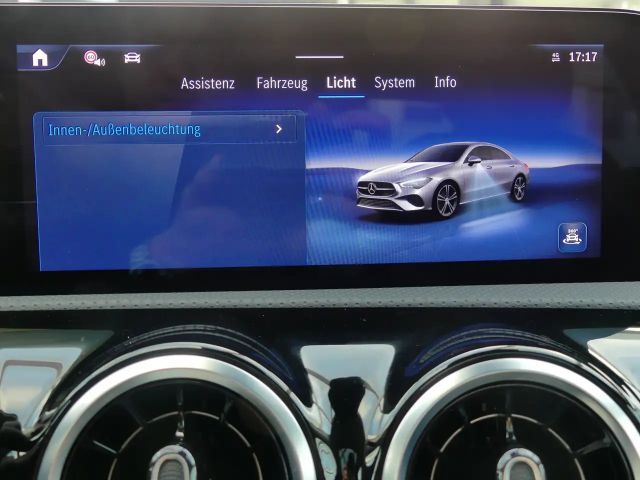 Mercedes-Benz CLA 180 Coupé Progressive