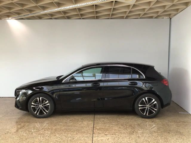 Mercedes-Benz A 180 Progressive