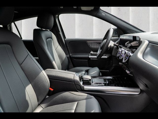 Mercedes-Benz EQA 300 4MATIC