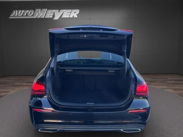 Mercedes-Benz A 200 Progressive