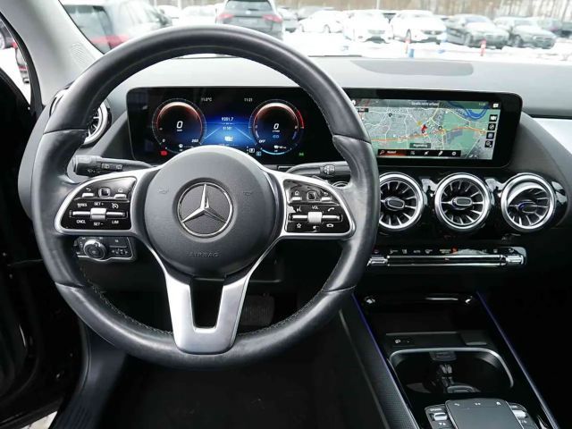 Mercedes-Benz GLA 250 GLA 250 e Style