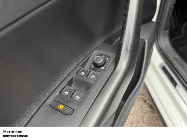 Volkswagen Polo 1.0 TSI DSG R-Line