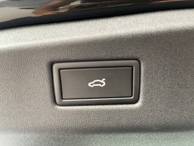 Volkswagen ID.7 4M 86 kWh*SMARTGLASS*21"*KOMFORT*WÄRMEPUMPE*