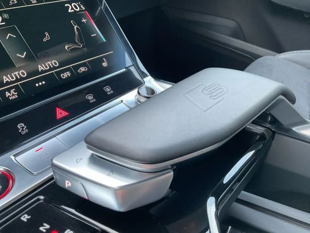 Audi e-tron Ambiente
