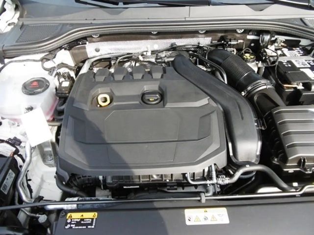 Volkswagen Golf 1.5 TSI Golf VIII Life