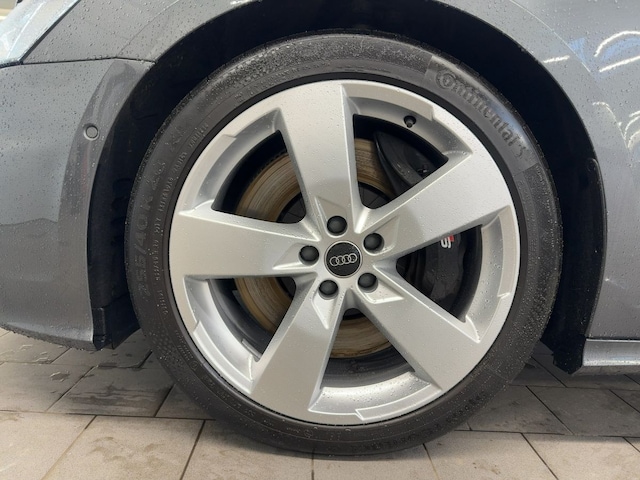 Audi S6 Avant Quattro