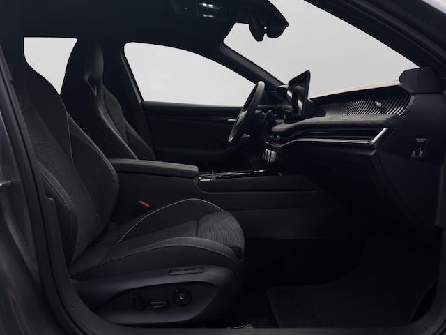 Skoda Superb 2.0 TDI 4x4 Combi Sportline