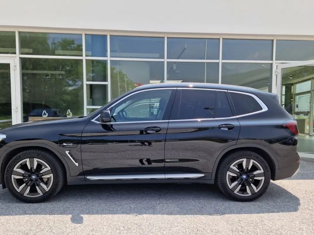 BMW X3 xDrive30e