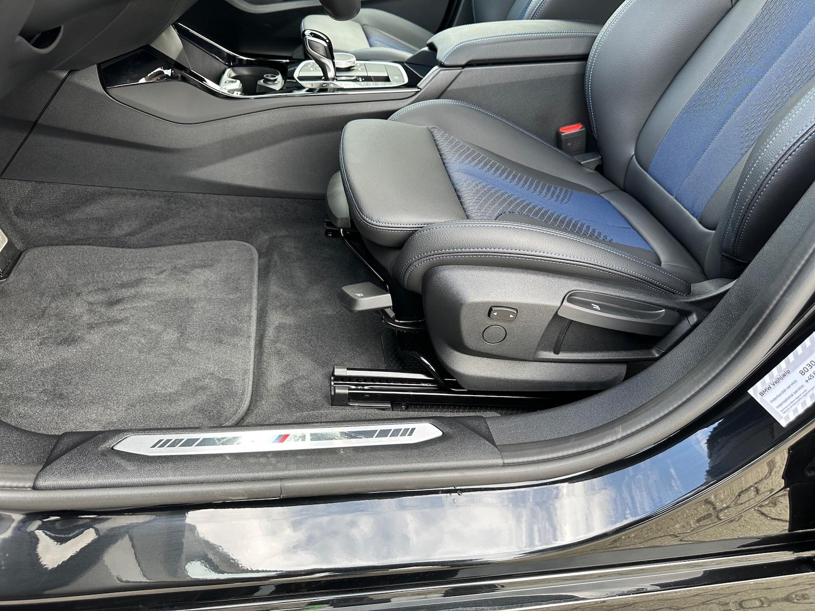 BMW 118 118i M-Sport Sedan