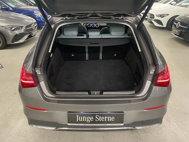 Mercedes-Benz CLA 180 Progressive