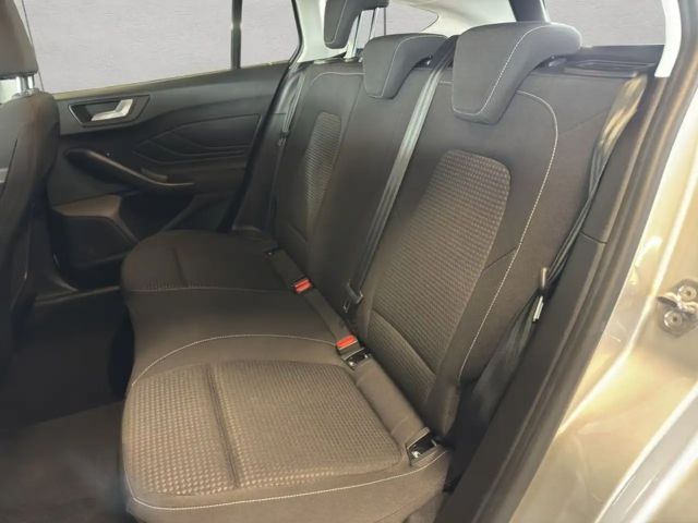 Ford Focus Cool & Connect EcoBoost Wagon