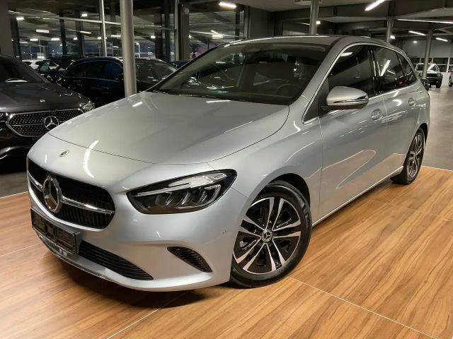 Mercedes-Benz B 200 B 200 d Progressive