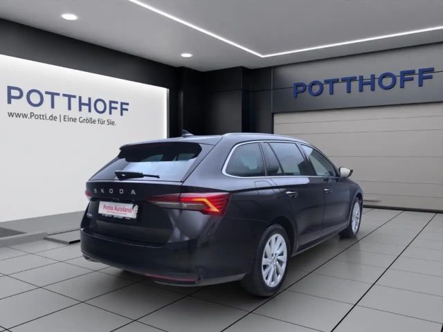 Skoda Octavia Combi Selection