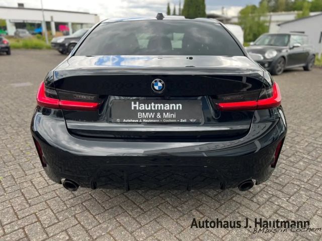 BMW 320 320d M-Sport Sedan xDrive