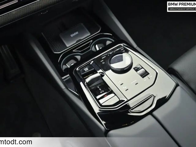 BMW 520 520d M-Sport Sedan xDrive