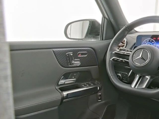 Mercedes-Benz EQB 250