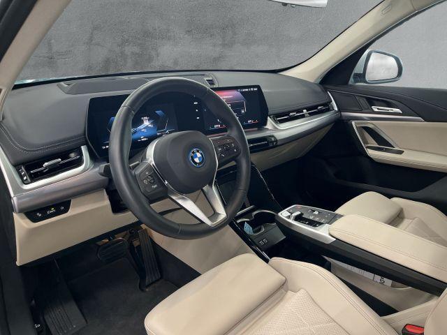 BMW iX1 xDrive30