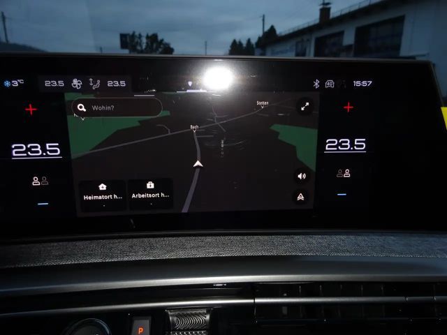 Peugeot E-3008 3008 Elektro 325 AWD LAUNCH EDITION