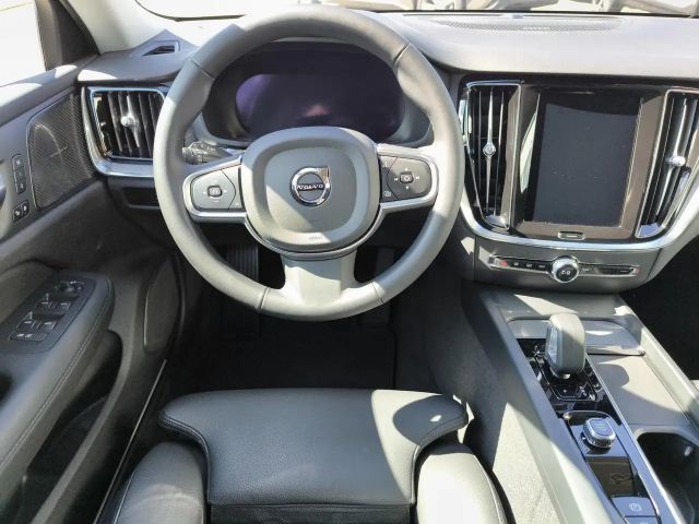 Volvo V60 Core