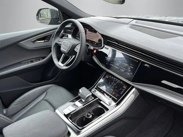 Audi Q8 55 TFSI S-Line