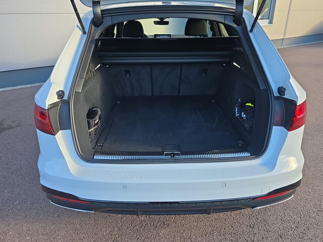 Audi A4 35 TFSI Avant S-Line S-Tronic
