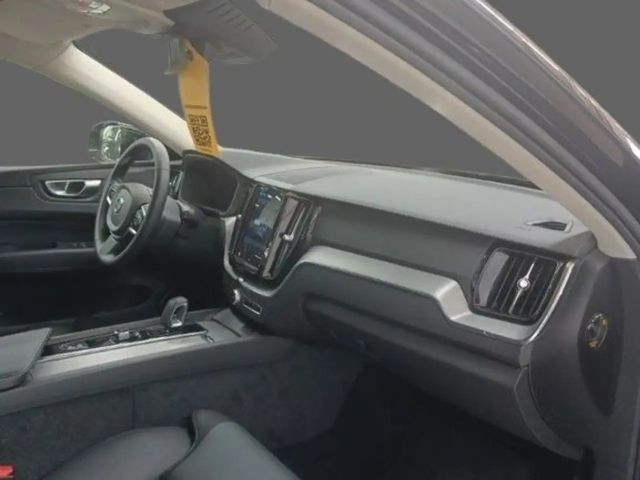 Volvo XC60 AWD Dark Plus