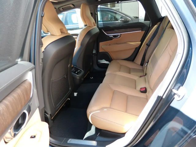 Volvo V90 Cross Country AWD Ultimate