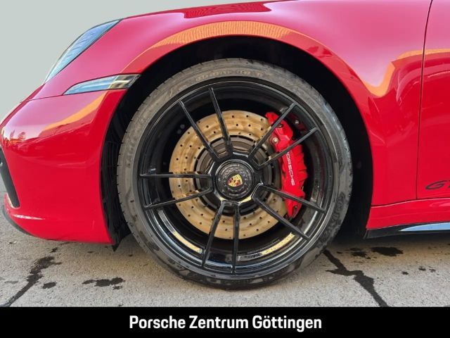 Porsche 992 4 Cabrio Carrera GTS