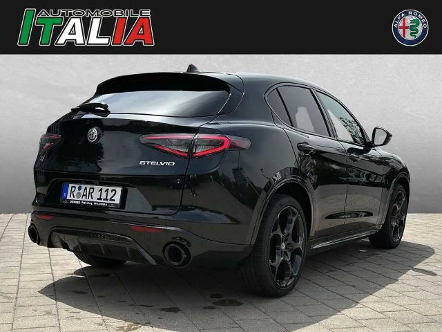 Alfa Romeo Stelvio AT8 Q4 Turbo