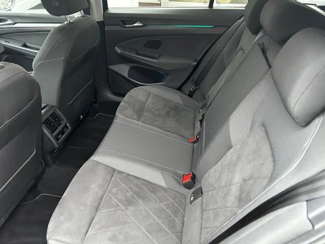 Volkswagen Golf 1.5 eTSI DSG Style Variant